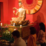 🌸 Ritos del Budismo: Descubre las tradiciones y prácticas esenciales 🙏